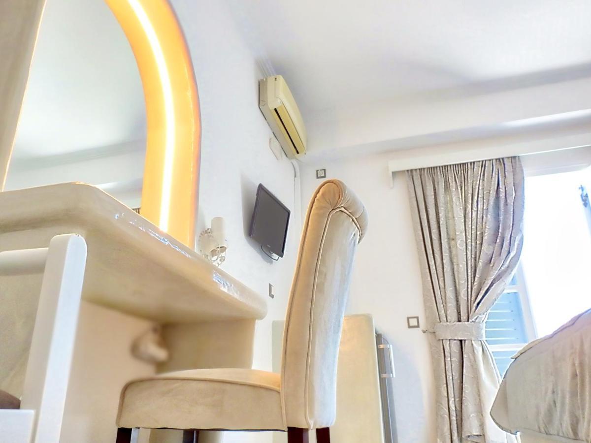 Avraki Hotel Kamári Kültér fotó
