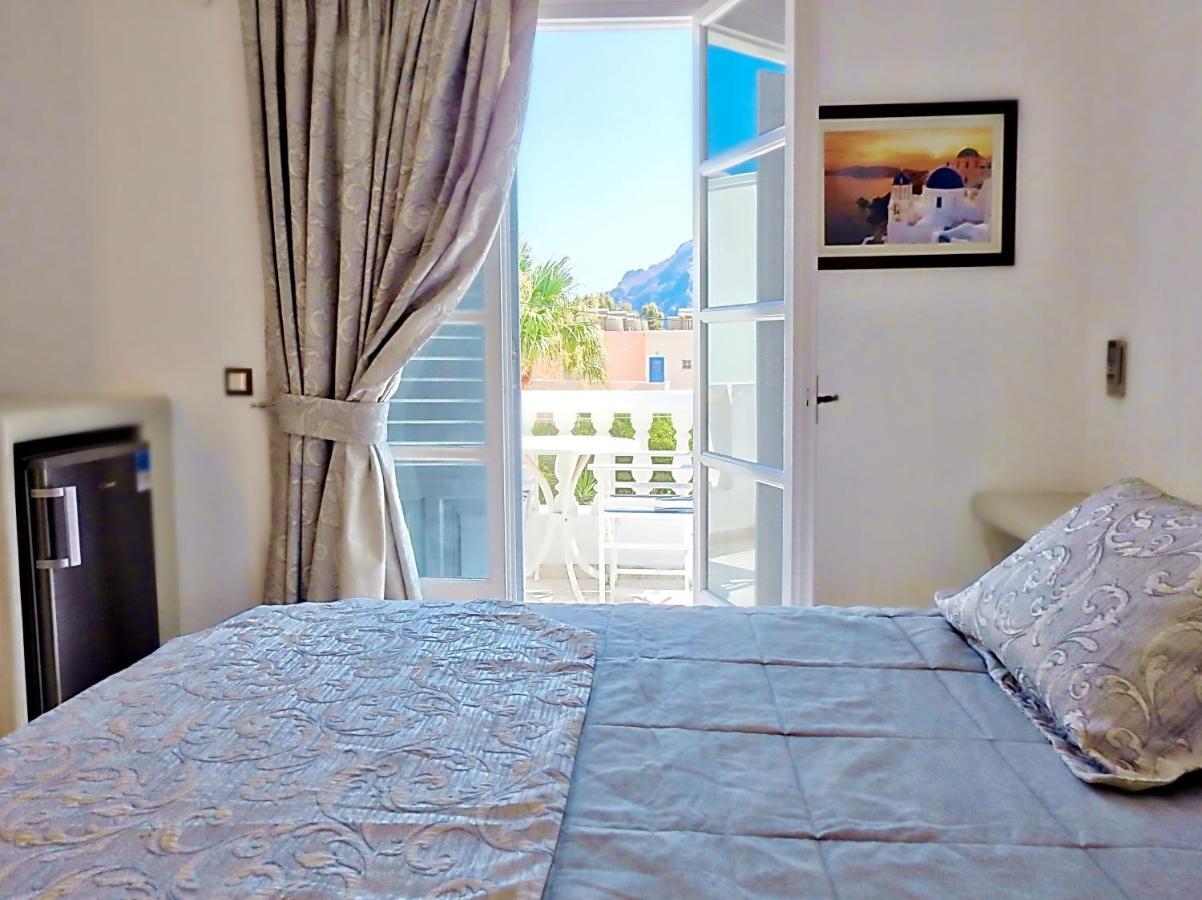 Avraki Hotel Kamári Kültér fotó