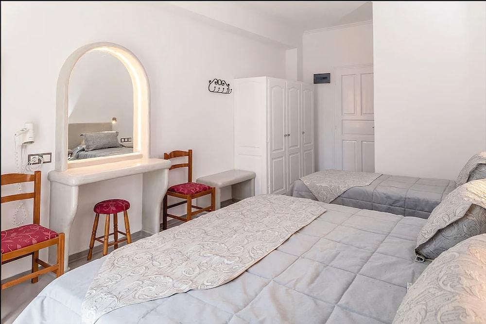 Avraki Hotel Kamári Kültér fotó