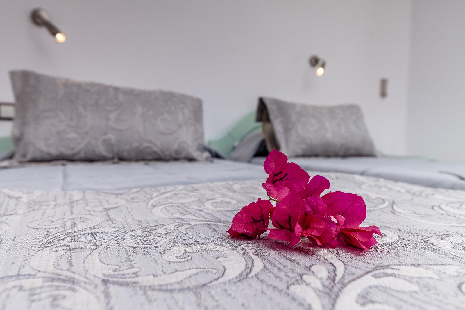 Avraki Hotel Kamári Kültér fotó