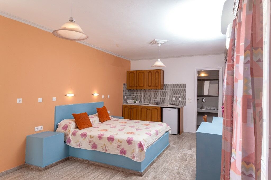 Avraki Hotel Kamári Kültér fotó
